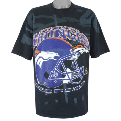 NFL (Riddell) - Denver Broncos Helmet Big Logo T-Shirt 1997 Large