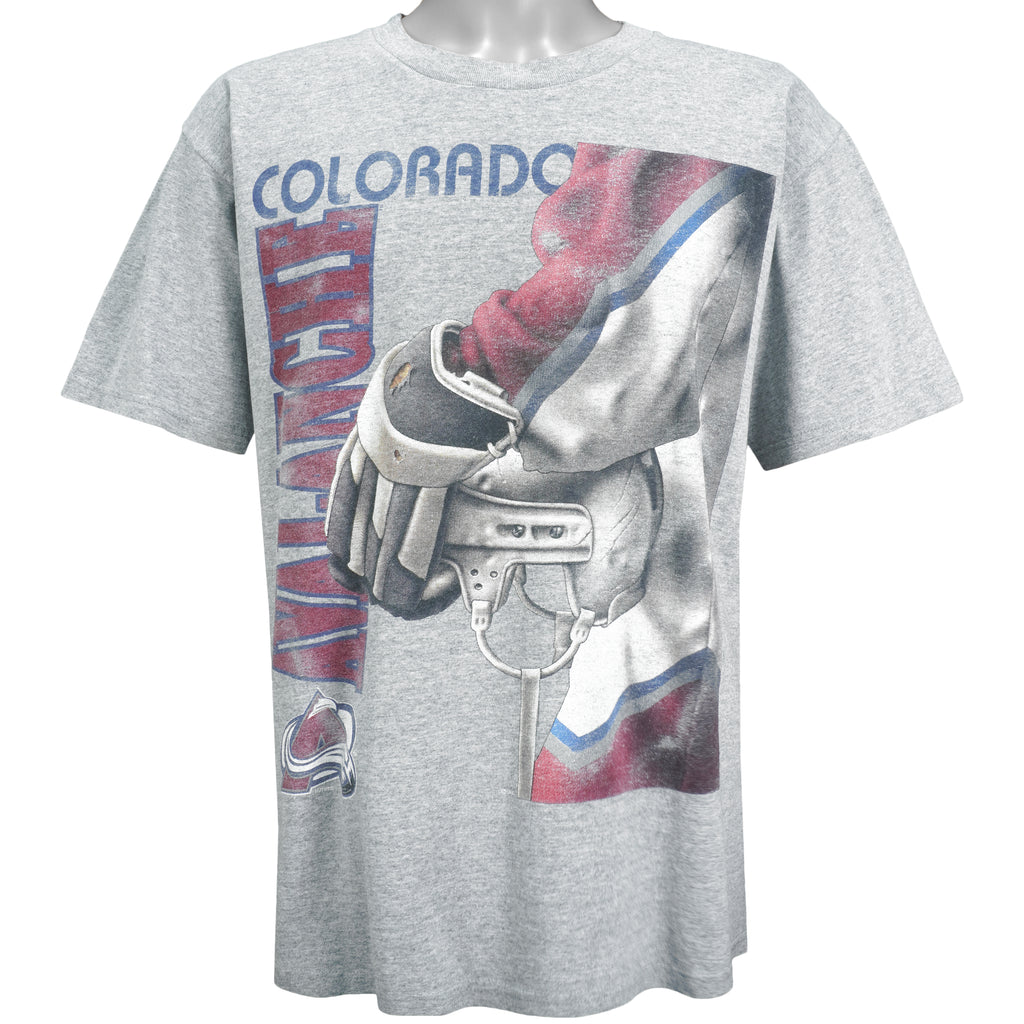 NHL (Lee) - Colorado Avalanche Helmet T-Shirt 1990s Large Vintage Retro Hockey