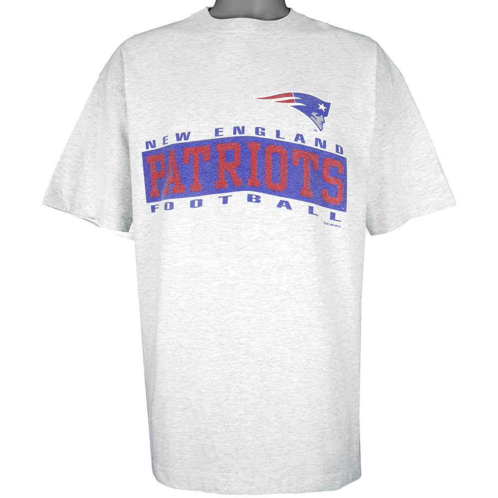 NFL (Salem) - New England Patriots Single Stitch T-Shirt 1995 X-Large