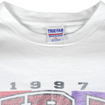 NBA (True Fan) - Chicago Bulls vs Utah Jazz NBA Finals T-Shirt 1997 X-Large Vintage Retro Basketball
