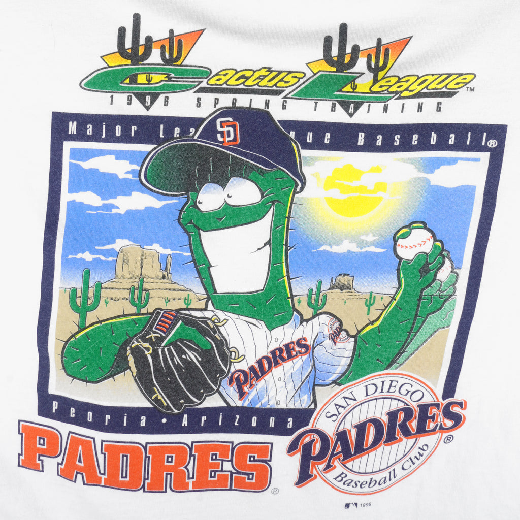 MLB (Logo 7) - San Diego Padres Big Logo T-Shirt 1996 X-Large Vintage Retro Baseball