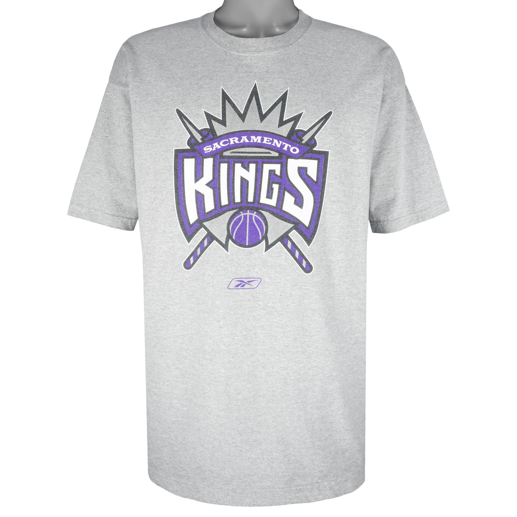 Reebok (NBA) - Sacramento Kings Big Logo T-Shirt 1990s Large Vintage Retro Basketball