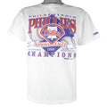 MLB (Trench) - Philadelphia Phillies Big Logo T-Shirt 1993 Large Vintage Retro Baseball