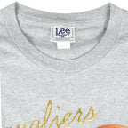 NBA (Lee) - Cleveland Cavaliers Shoes T-Shirt 1990s Large Vintage Retro Basketball