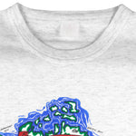 Vintage - O Canada We Stand On Guard For Thee Map T-Shirt 1990s Large Vintage Retro