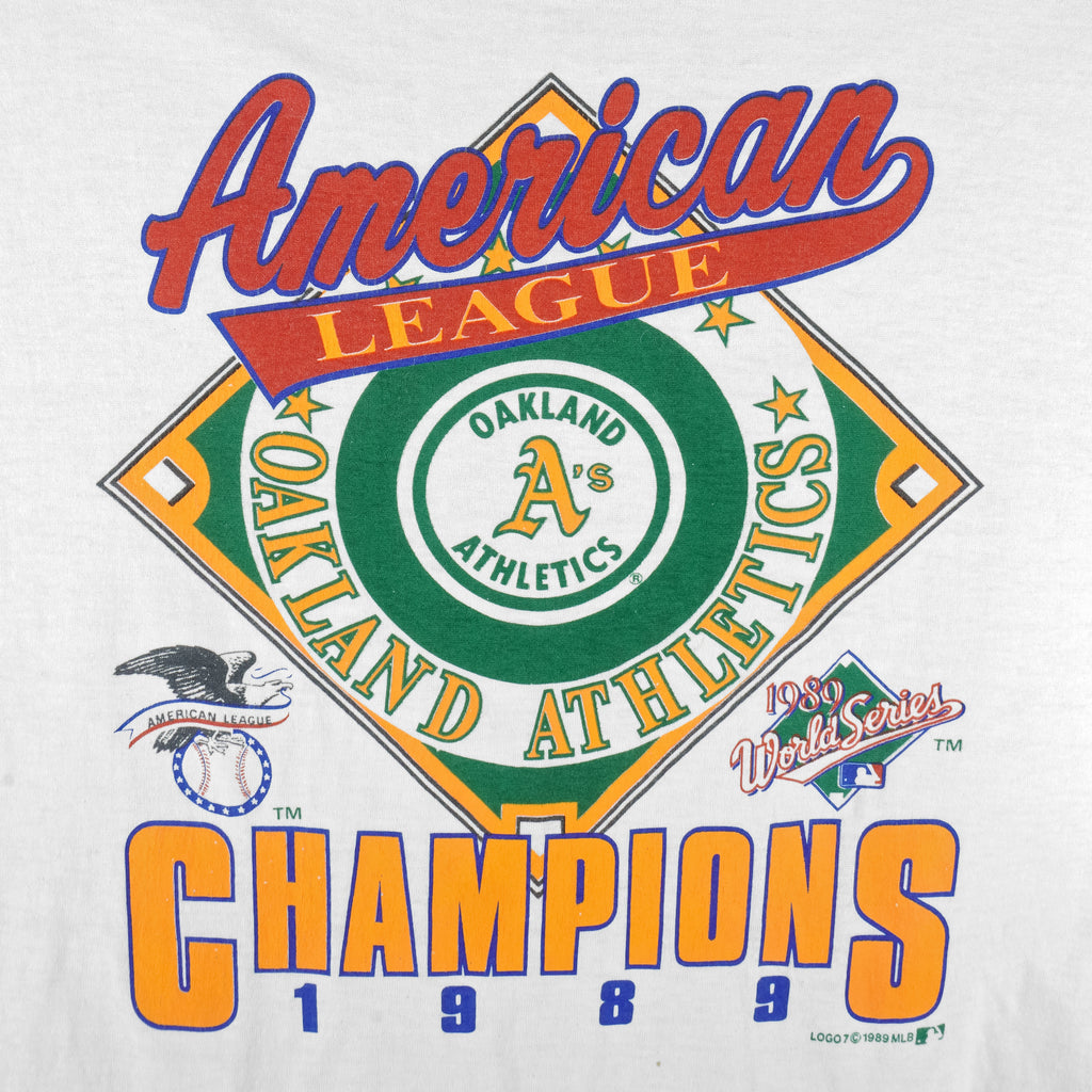 MLB (Logo 7) - Oakland Athletics Champs Single Stitch T-Shirt 1989 Large Vintage Retro Baseball