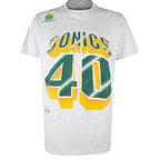 Vintage NBA - Seattle SuperSonics Shawn Kemp No. 40 T-Shirt 1990s Large in gray