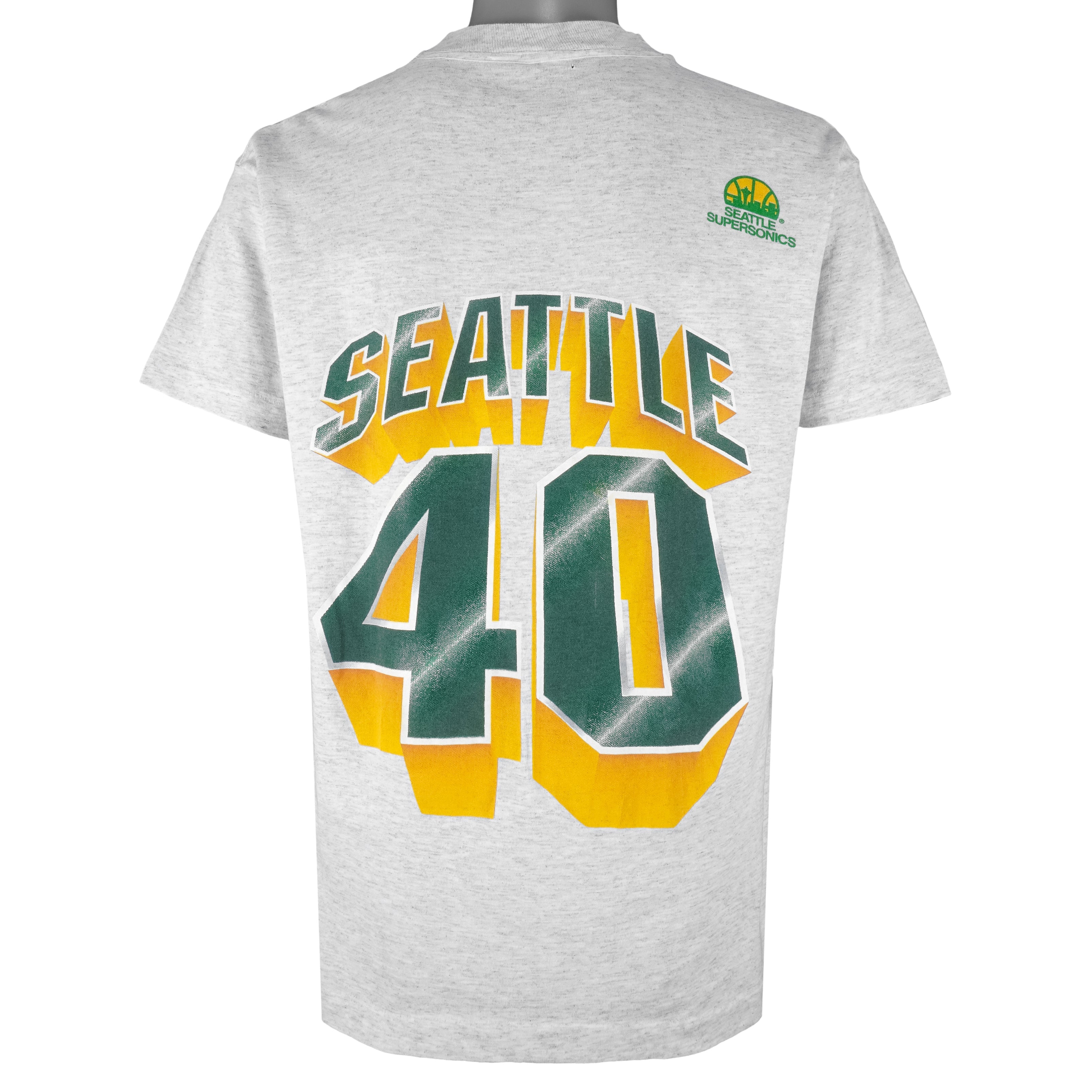 Vintage NBA - Seattle SuperSonics Shawn Kemp No. 40 T-Shirt 1990s Large in gray