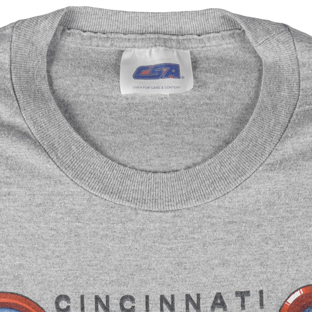 MLB (CSA) - Cincinnati Reds T-Shirt 2001 Large Vintage Retro Baseball