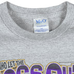 NFL (M&O) - Baltimore VS New York T-Shirt 2001 Large Vintage Retro Football