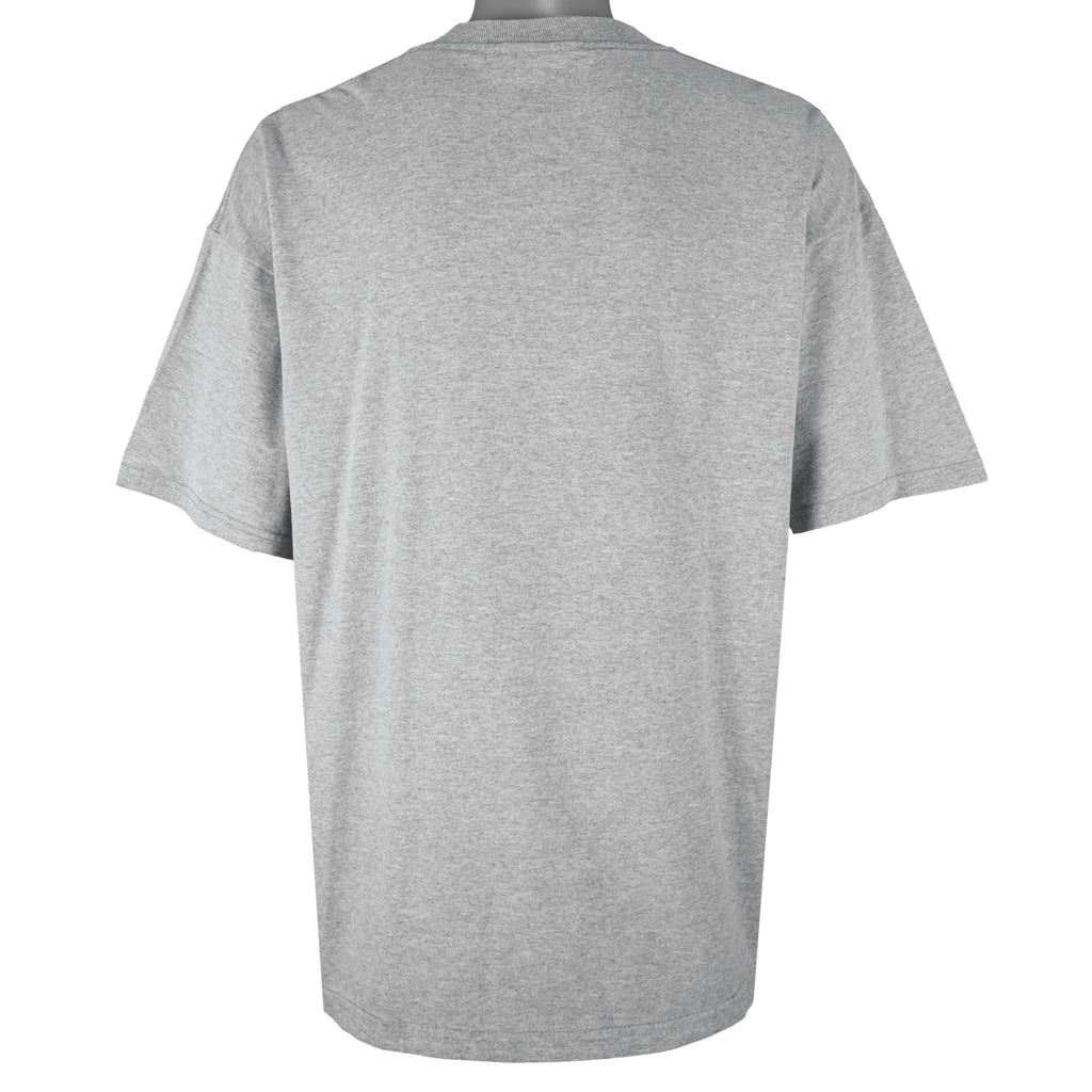 NFL (CSA) - Philadelphia Eagles Locker Room Embroidered T-Shirt 1998 X-Large Vintage Retro Football