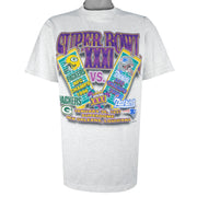NFL (Logo Athletic) - Packers VS Patriots Super Bowl Helmet T-Shirt 1996 Medium Vintage Retro Football