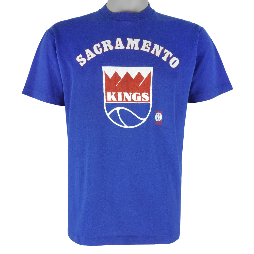 NBA (Sportswear) - Sacramento Kings Single Stitch T-Shirt 1990s Large Vintage Retro