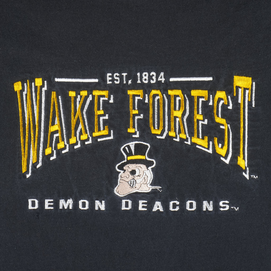 NCAA (Lee) - Wake Forest Embroidered T-Shirt 1990s Large Vintage Retro College