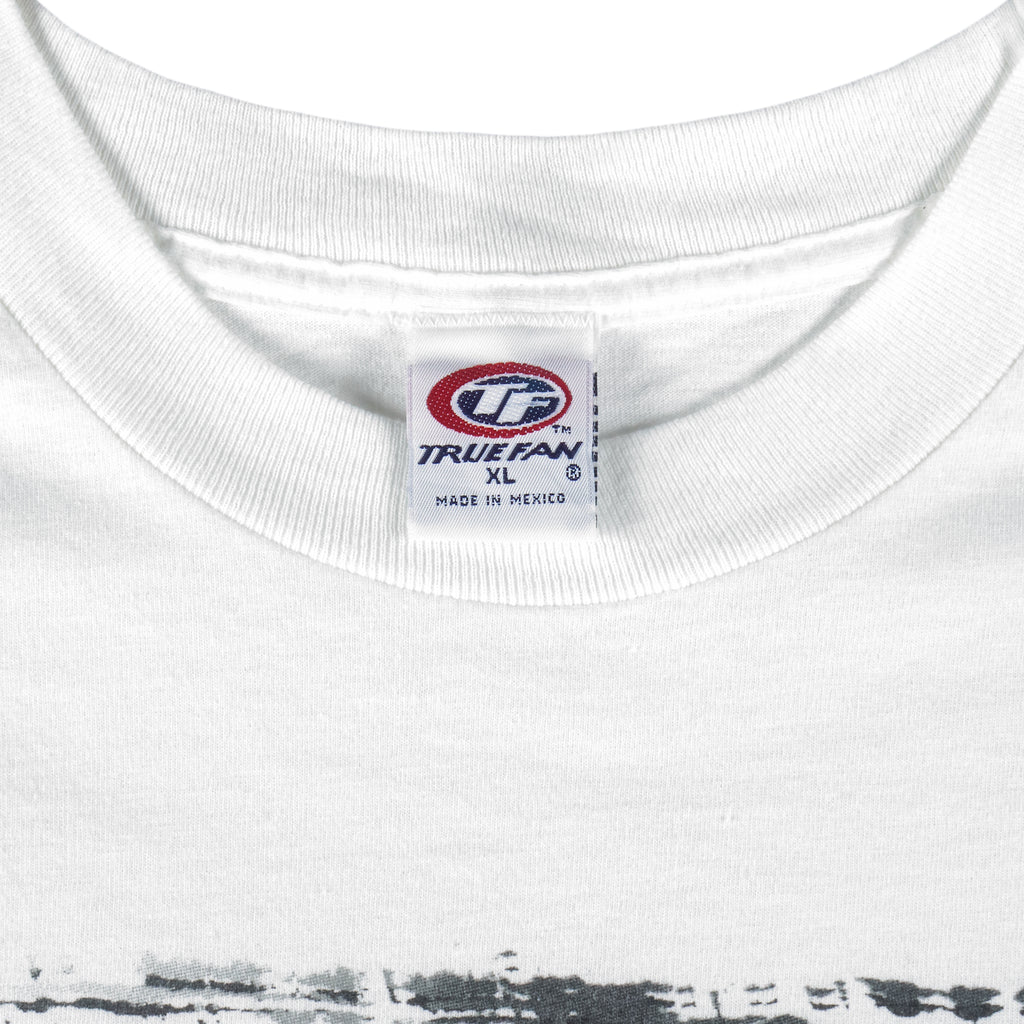 NFL (True Fan) - Carolina Panthers Steve Beuerlein T-Shirt 1990s X-Large Vintage Retro Football