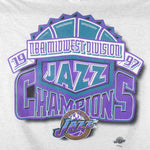 NBA (Logo 7) - Utah Jazz Midwest Division Champs T-Shirt 1997 Large Vintage Retro Basketball