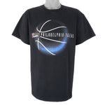 NBA (Logo Athletic) - Philadelphia 76ers T-Shirt 1990s Large