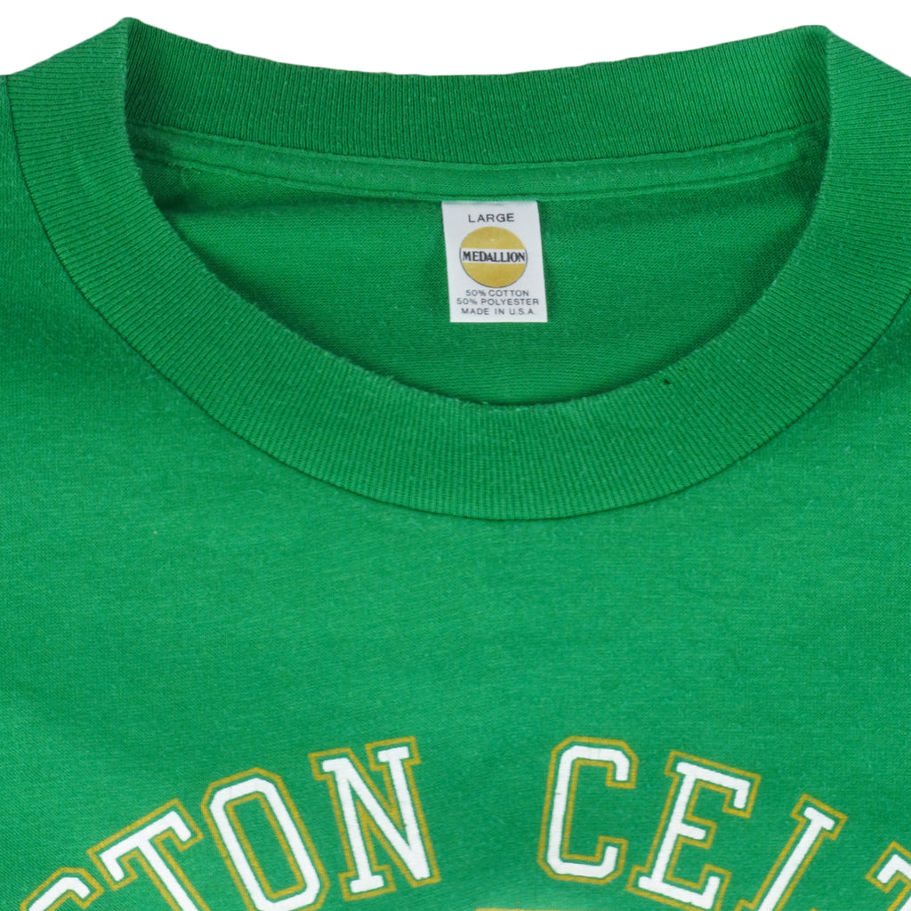 NBA (Medallion) - Boston Celtics World Champions T-Shirt 1984 Large Vintage Retro Basketball