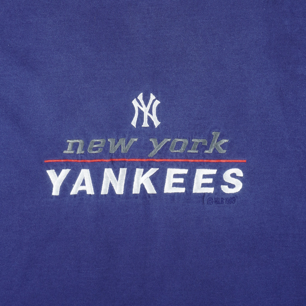MLB - New York Yankees Embroidered  T-Shirt 1998 XX-Large Vintage Retro 