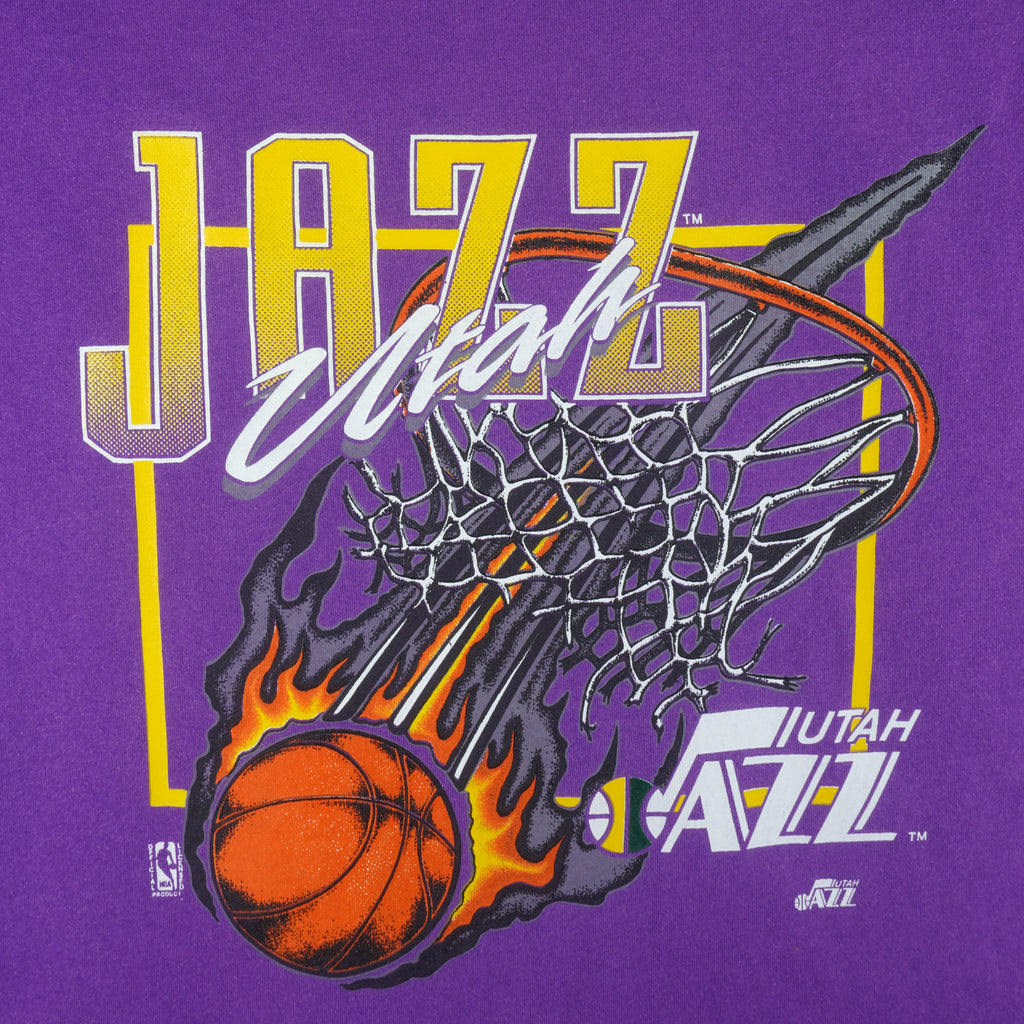 NBA (Competitor) - Utah Jazz Basketball Hoop & Net T-Shirt 1990s X-Large Vintage Retro Basketball