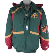 NBA (Logo Athletic) - Seattle SuperSonics Puffer jacket 1990s Large Vintage Retro Basketball