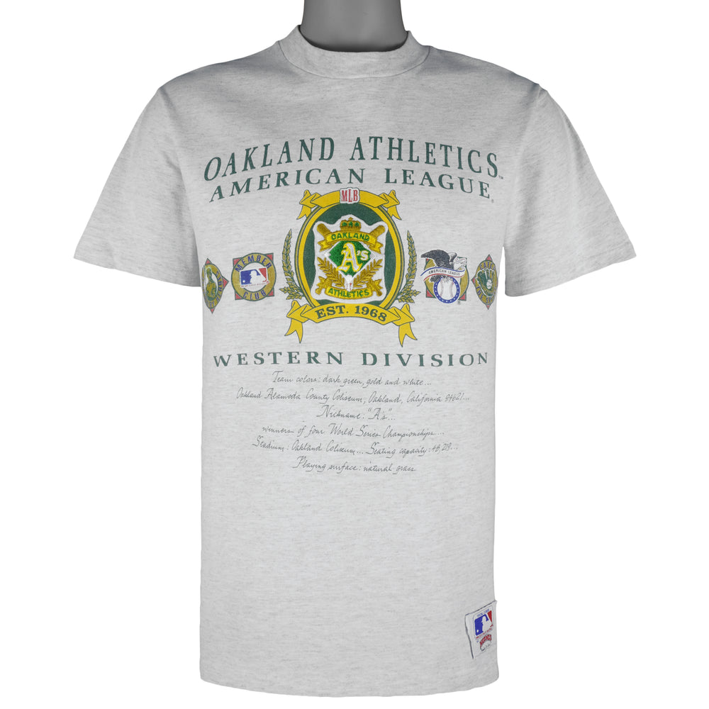 MLB (Nutmeg) - Oakland Athletics Single Stitch T-Shirt 1990s Medium vintage Retro Baseball
