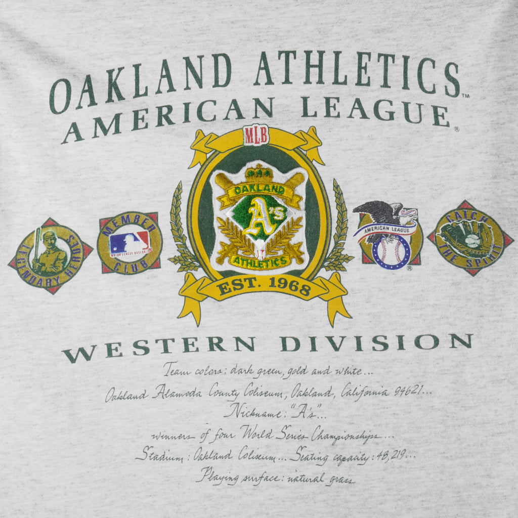 MLB (Nutmeg) - Oakland Athletics Single Stitch T-Shirt 1990s Medium vintage Retro Baseball