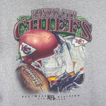 NFL (Shirt Xplosion) - Kansas City Chiefs Helmet T-Shirt 1990s X-Large Vintage Retro Football