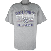 MLB (Delta) - New York Yankees Bronx Bombers T-Shirt 2002 X-Large Vintage Retro Baseball