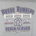 MLB (Delta) - New York Yankees Bronx Bombers T-Shirt 2002 X-Large Vintage Retro Baseball