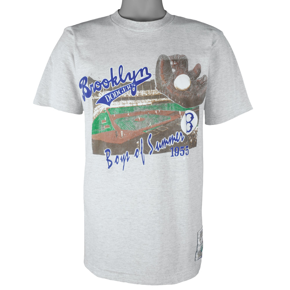 Vintage MLB (Nutmeg) - Brooklyn Dodgers Boys of Summer T-Shirt 1991 Medium Tall in gray