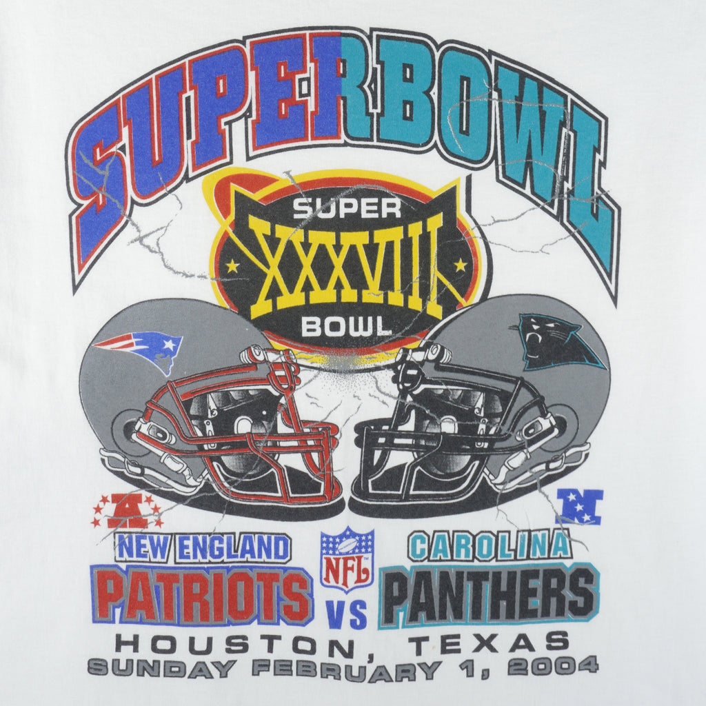 NFL (Hanes) - Patriots VS Panthers Super Bowl Matchups T-Shirt 2004 Large Vintage Retro Football