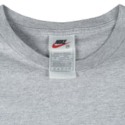 Nike - Spell Out T-Shirt 2000s Medium Vintage Retro