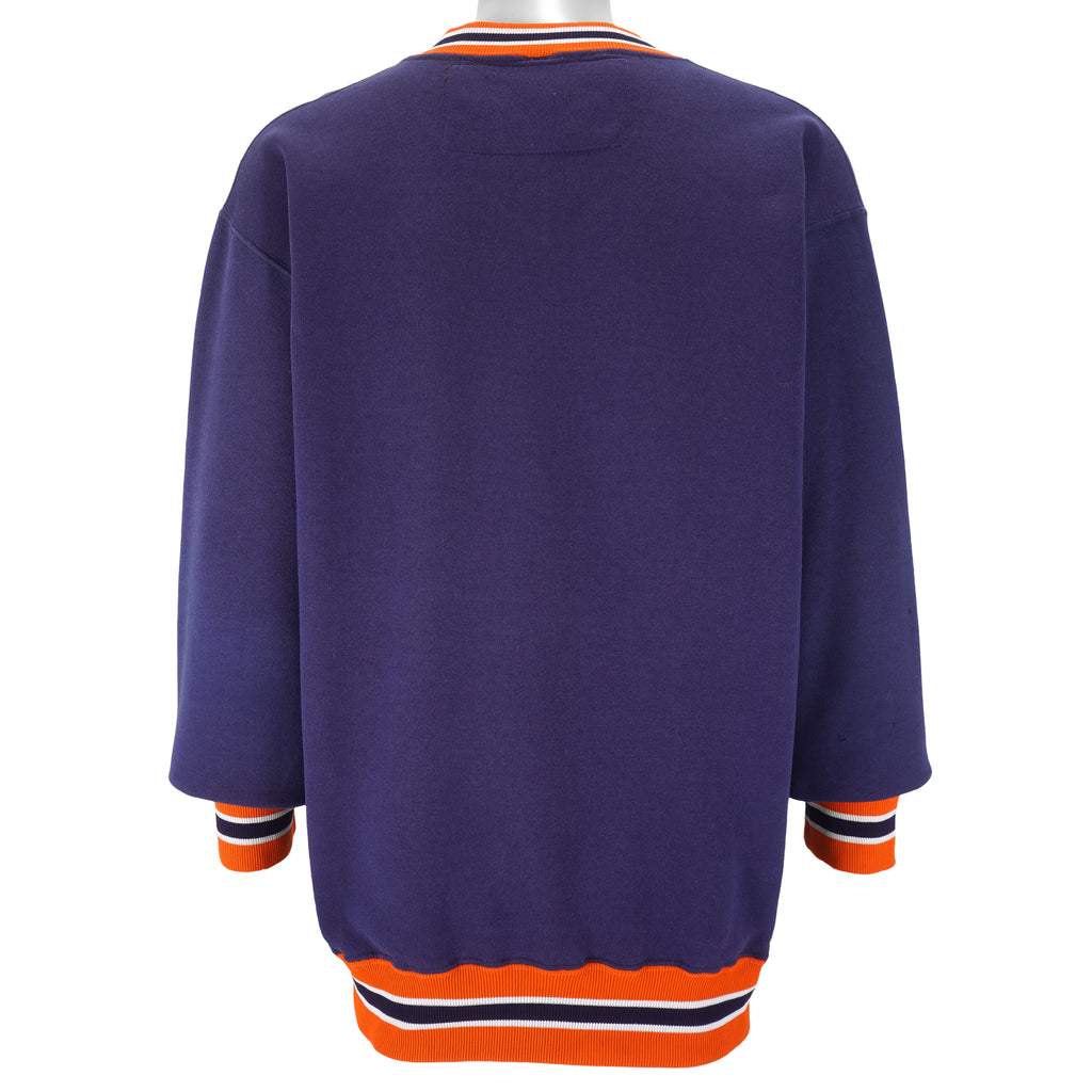 NCAA (Russell Athletic) - Auburn Tigers Crew Neck Sweatshirt 1990s X-Large Vintage Retro Football College