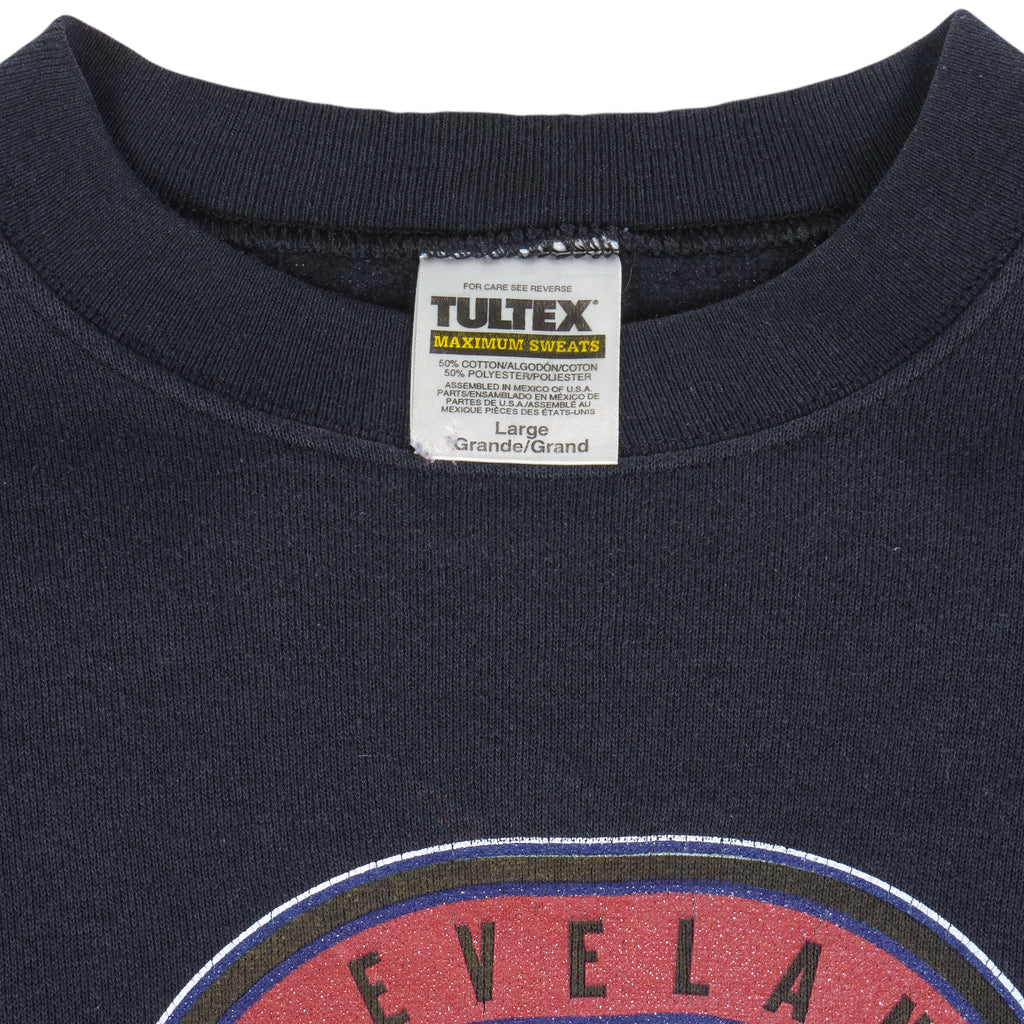 NBA (Tultex) - Cleveland Cavaliers Crew Neck Sweatshirt 1990s Large Vintage Retro Basketball