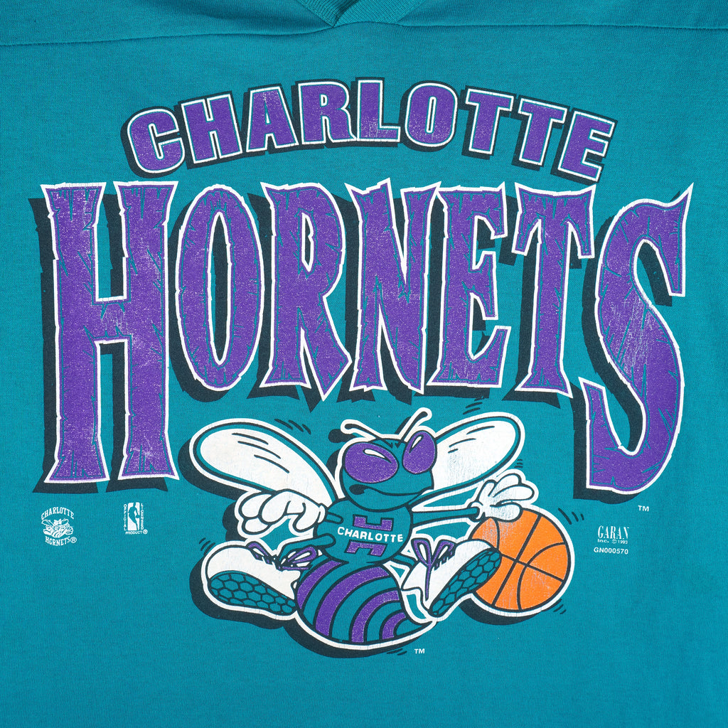 NBA (GTS) - Charlotte Hornets Single Stitch T-Shirt 1990s Large Vintage Retro Basketball