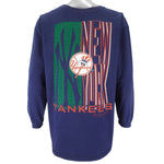 MLB (The Game) - New York Yankees Long Sleeve Shirt 1994 Large