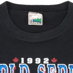 MLB (Waves) - Toronto Blue Jays World Series Champs T-Shirt 1992 Large Vintage Retro Baseball