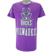 NBA (Pro Player) - Milwaukee Bucks Single Stitch T-Shirt 1990s Large Vintage Retro Basketball