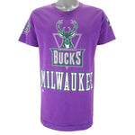 NBA (Pro Player) - Milwaukee Bucks Single Stitch T-Shirt 1990s Medium