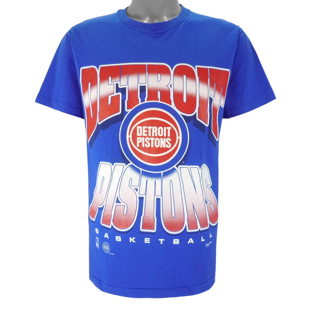 NBA (Hanes) - Detroit Pistons Single Stitch T-Shirt 1990s Medium Vintage Retro Basketball