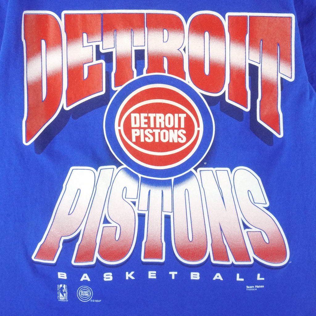 NBA (Hanes) - Detroit Pistons Single Stitch T-Shirt 1990s Medium Vintage Retro Basketball