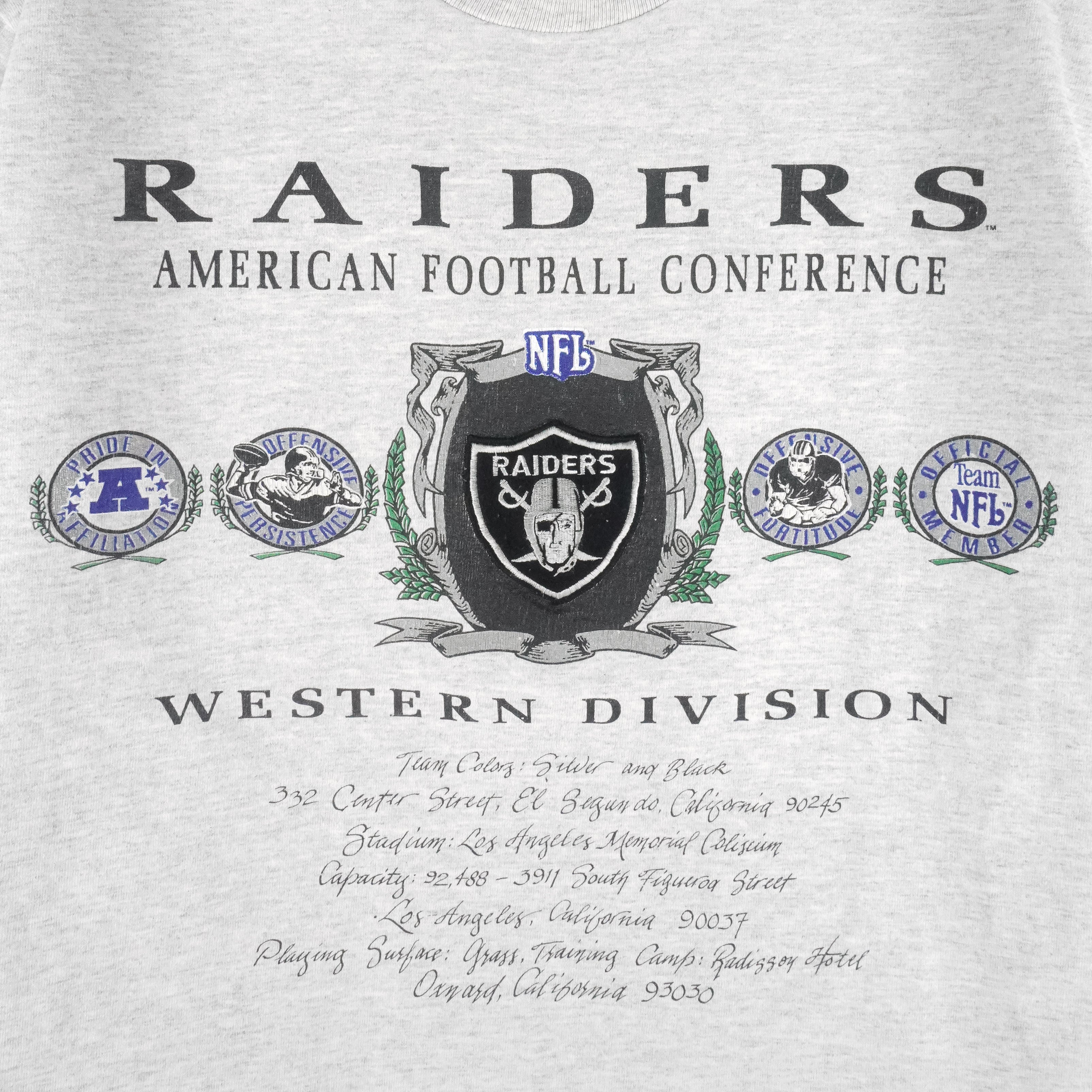 NFL (Nutmeg) - Oakland Raiders Embroidered Single Stitch T-Shirt 1990s Large Vintage Retro Football