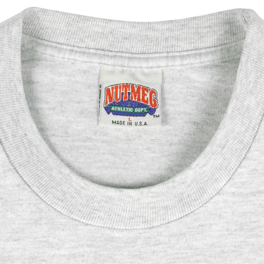 NFL (Nutmeg) - Oakland Raiders Embroidered Single Stitch T-Shirt 1990s Large Vintage Retro Football