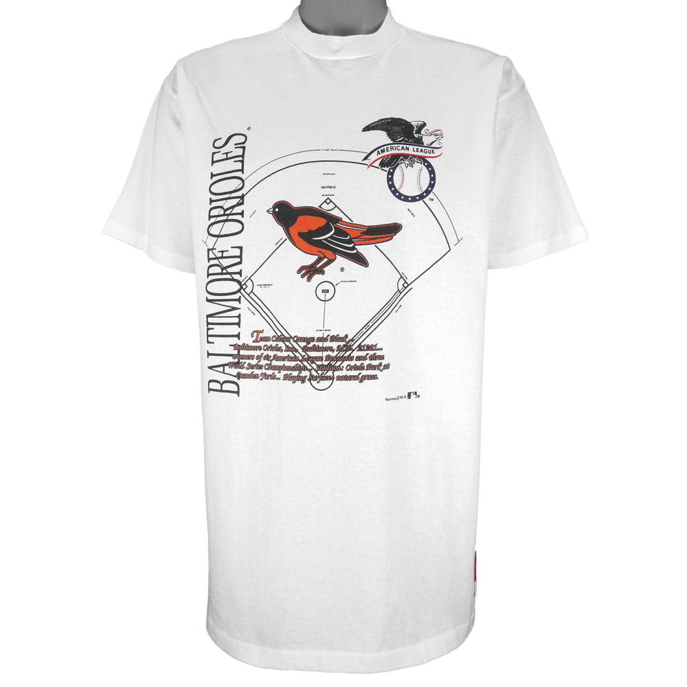 MLB (Nutmeg) - Baltimore Orioles Single Stitch T-Shirt 1990s X-Large Vintage Retro Baseball