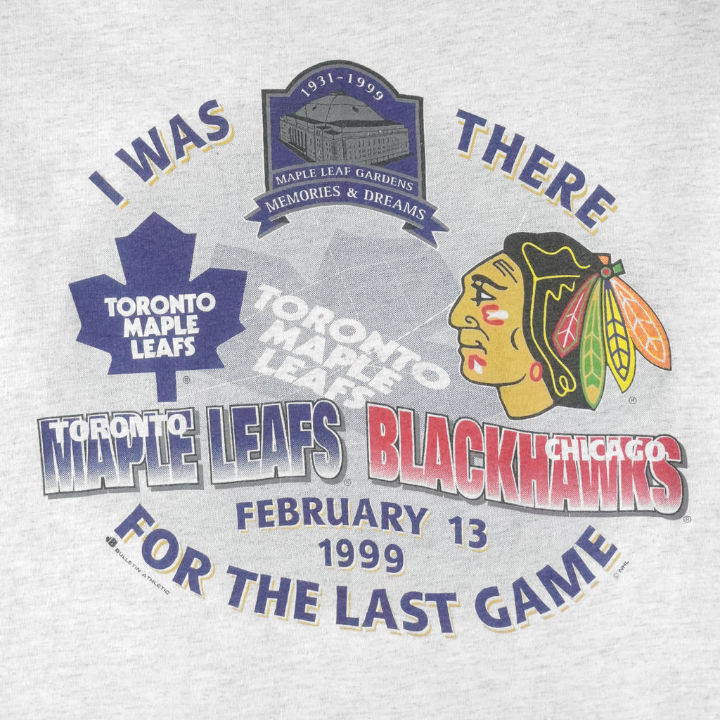 NHL (Bulletin Athletic) - Toronto Maple Leafs VS Chicago Blackhawks T-Shirt 1999 Large Vintage Retro Hockey