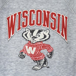 NCAA (Bassett Walker) - Wisconsin Badgers Crew Neck Sweatshirt 1990s X-Large Vintage Retro College