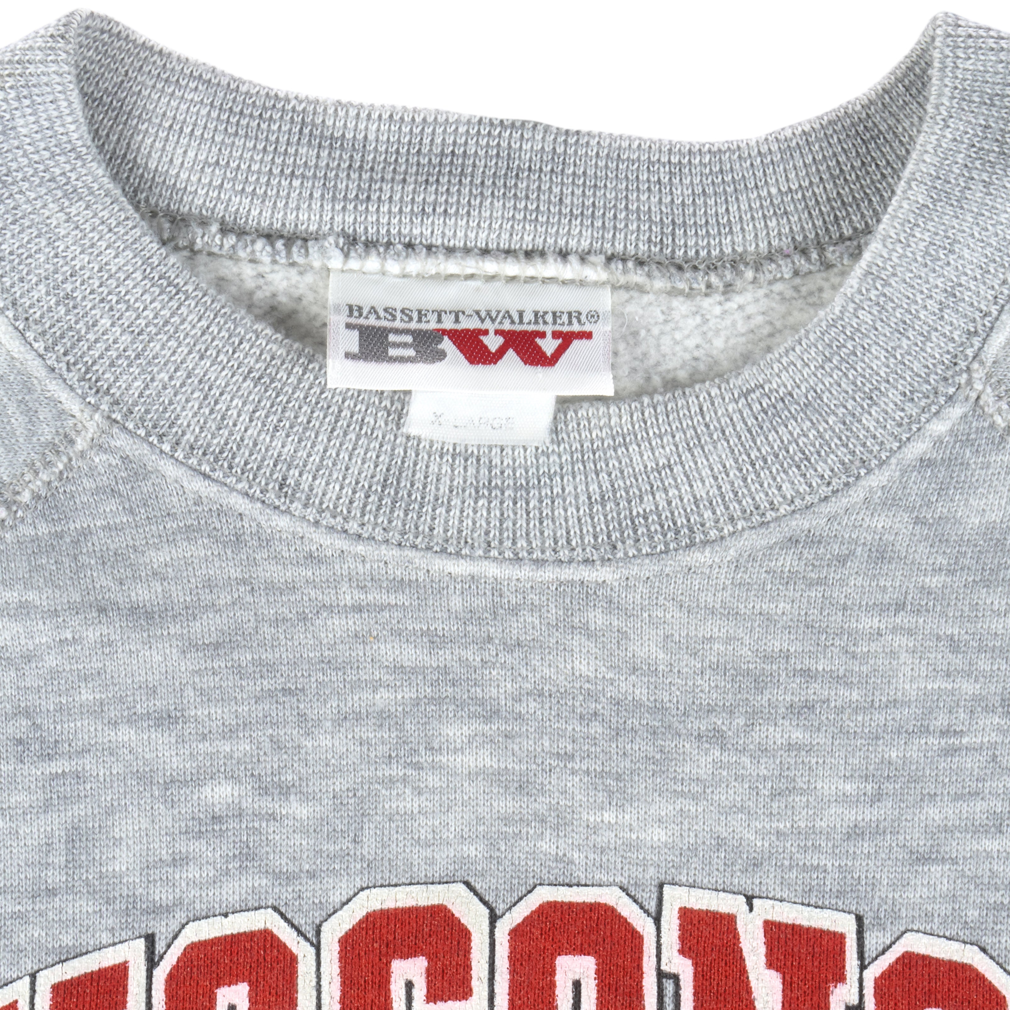 NCAA (Bassett Walker) - Wisconsin Badgers Crew Neck Sweatshirt 1990s X-Large Vintage Retro College