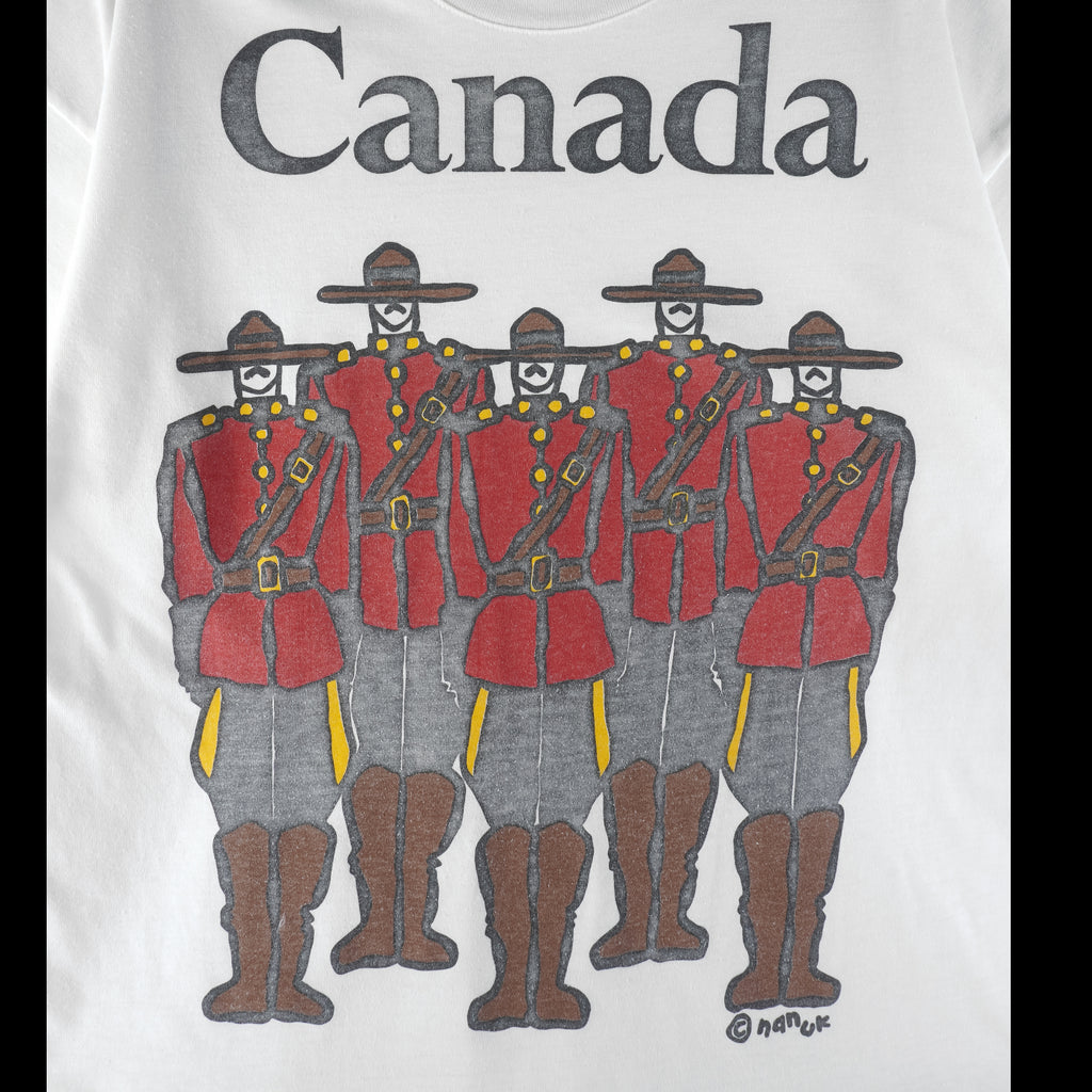 Vintage (Tuktu) - Royal Canadian Mountain Police T-Shirt 1990s X-Large Vintage Retro