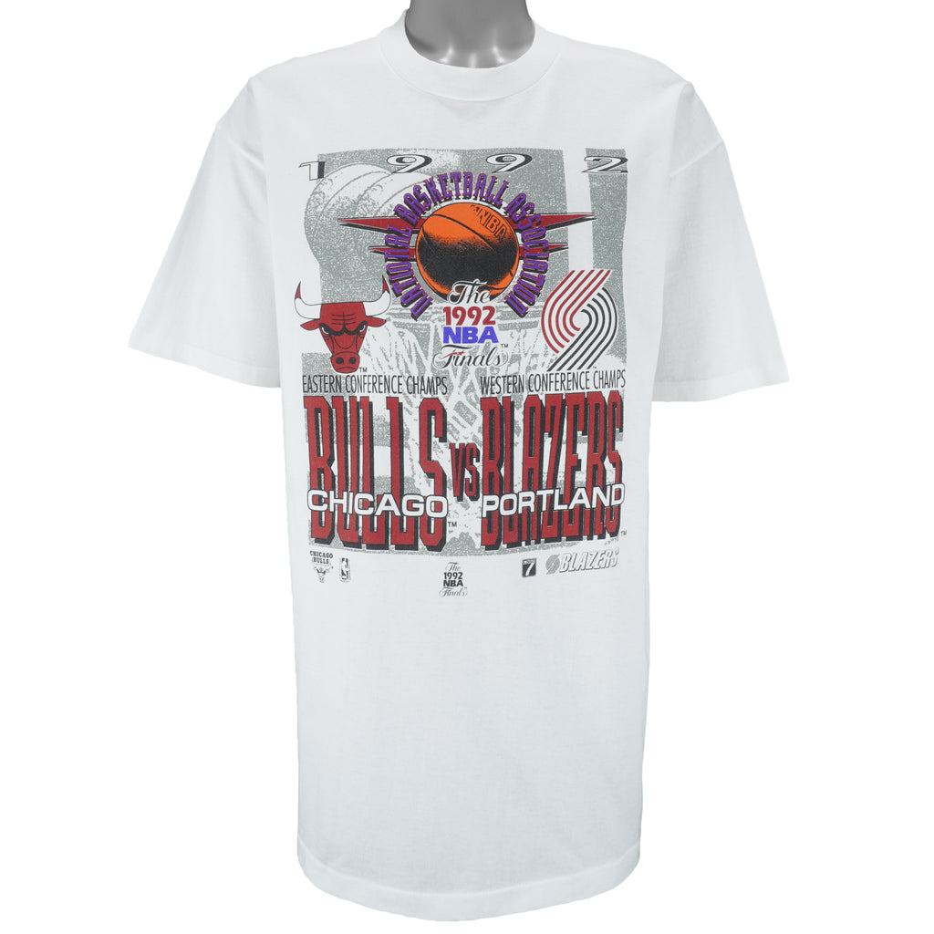NBA (Hanes) - Bulls VS Trailblazers Final World Champions T-Shirt 1992 X-Large Vintage Retro Basketball